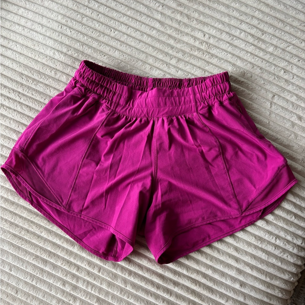 Lululemon Hotty Hot 4” Shorts